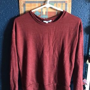 Thin sweater open back slit